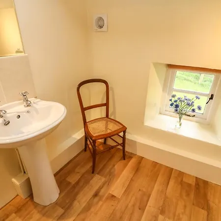 Holiday home Cowstonegill *
